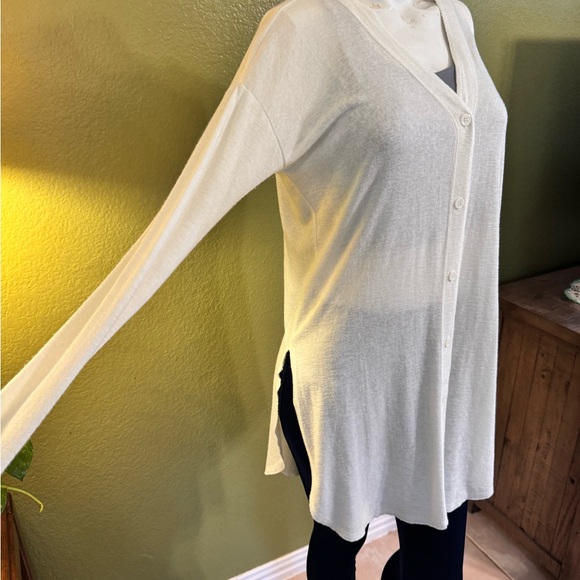Fifteen Twenty Cream Knit Top - Picture 7 of 15